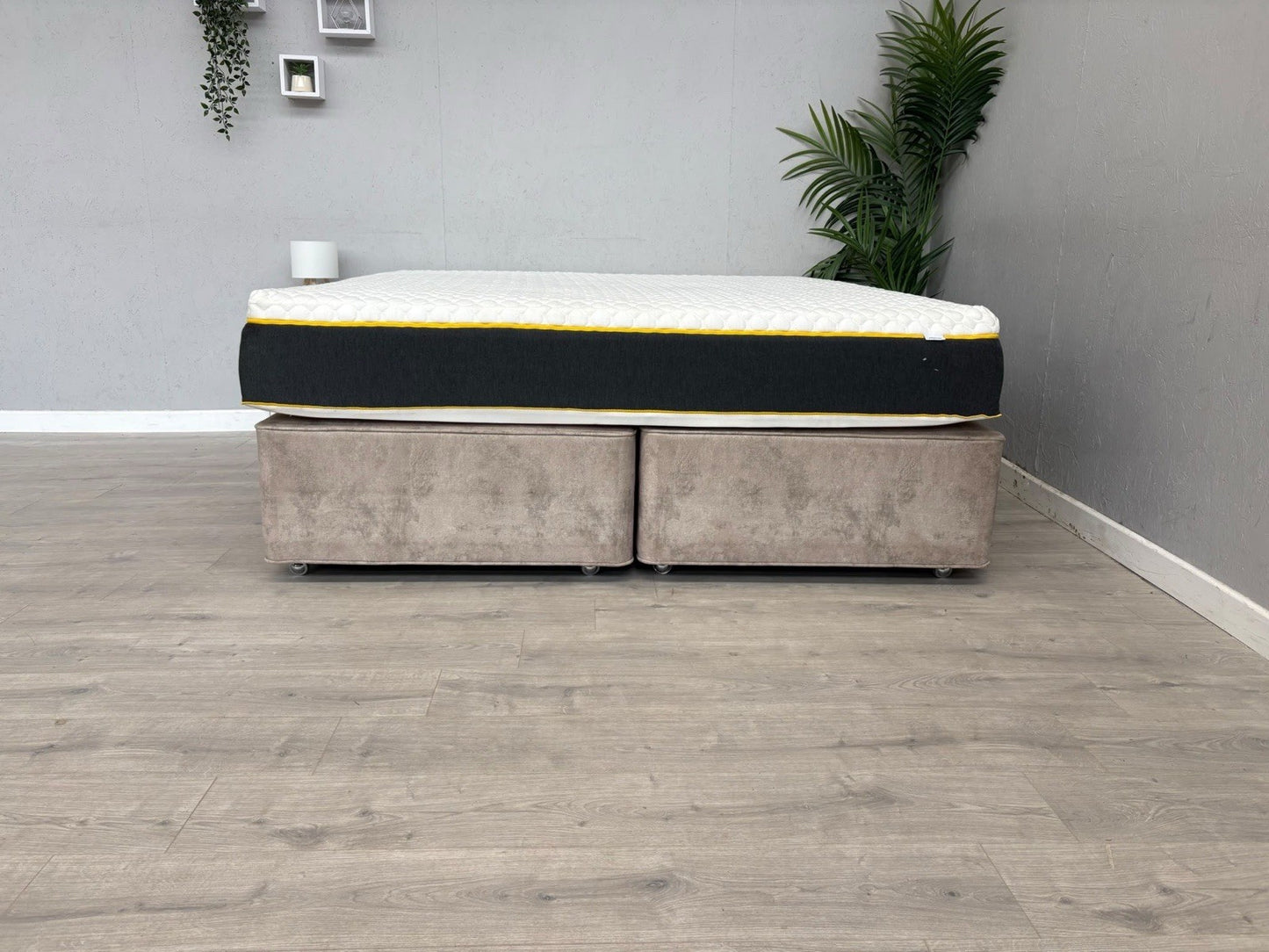 EVE Wunderflip Premium Hybrid 6ft Superking Mattress, Medium / Firm - RRP £1,299