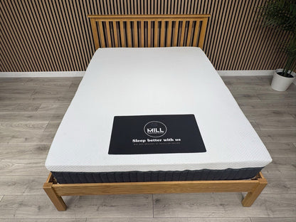 5ft Kingsize Wooden Bed Frame + Emma Original Mattress Set