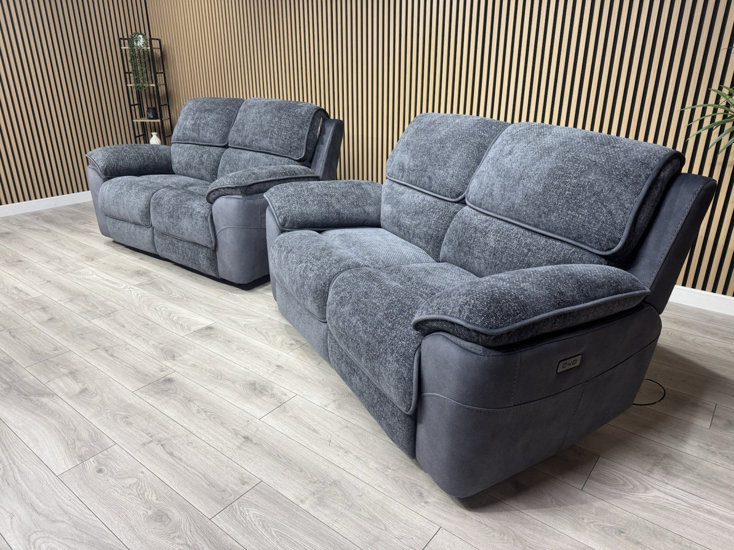 DFS Fontaine 2 x 2 Seater Power Recliner Sofa Set  - RRP £1,958
