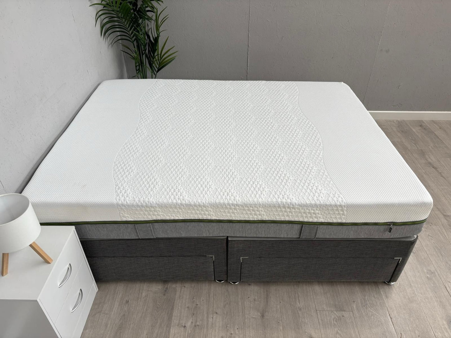 EMMA - Diamond Hybrid 4FT 6 Double Mattress - RRP £1,349