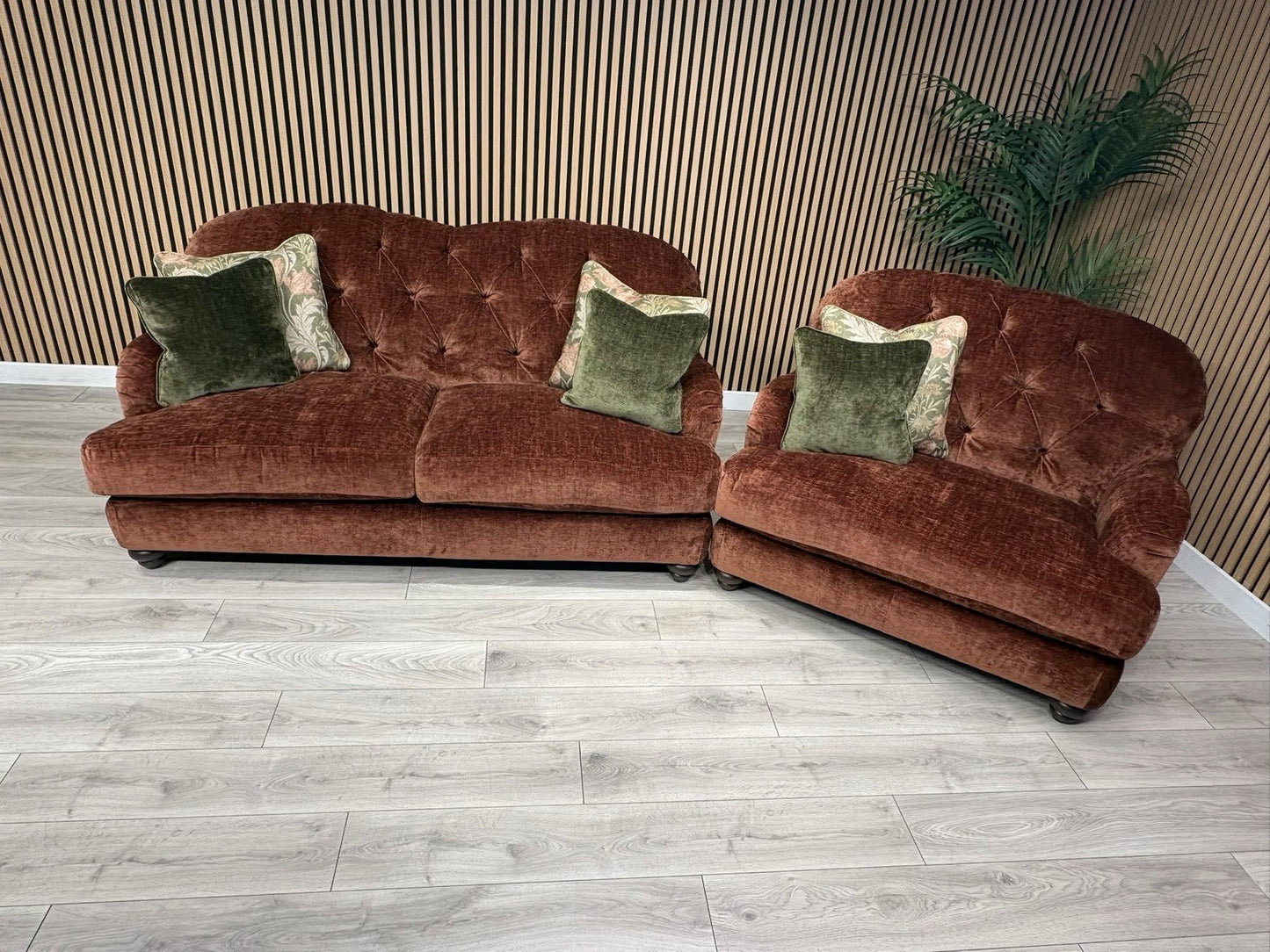 Alexander & James 3 Seater Button Back Sofa + Love Chair, RRP: £2895