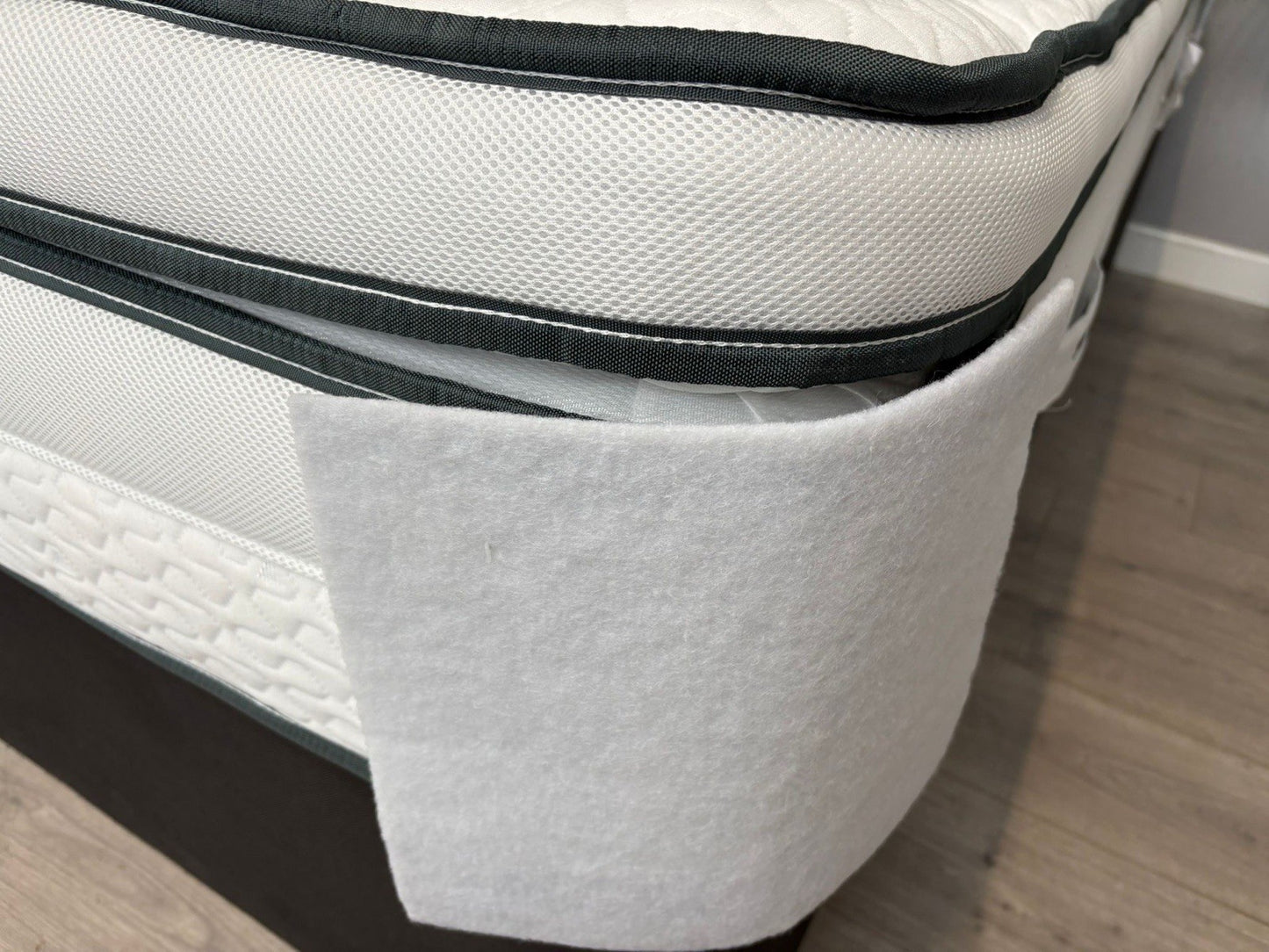 Silentnight TALIA UltraGel 1400 Pocket 5ft Kingsize Mattress - RRP £1,299