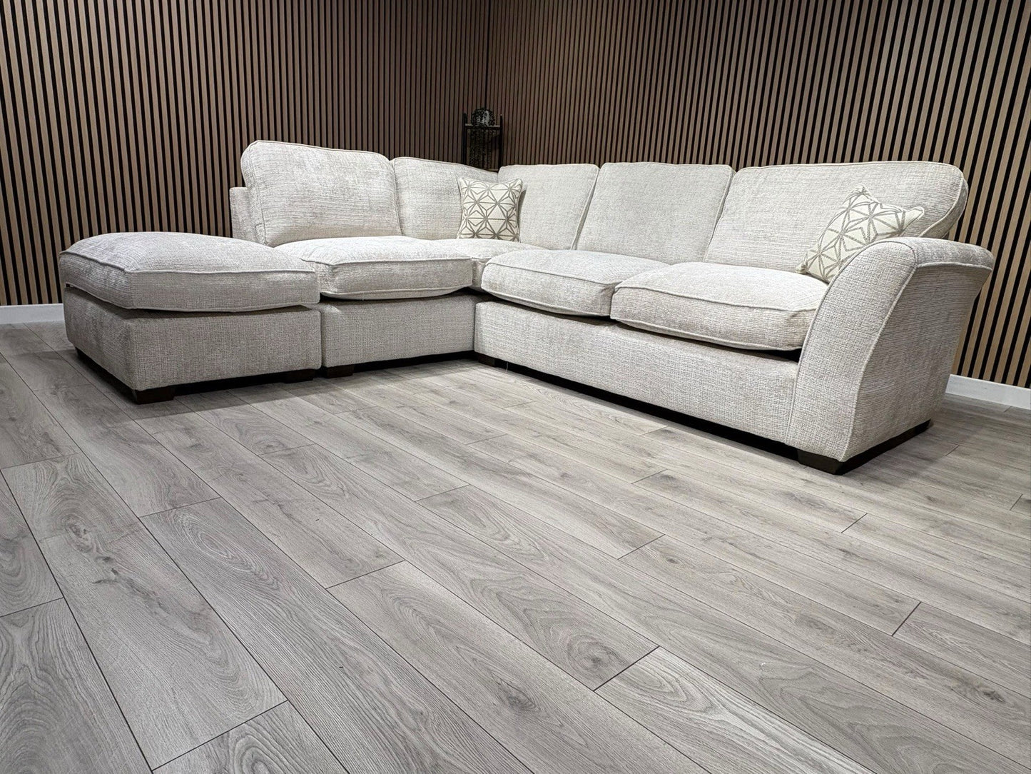 Furniture Village NEW LEGEND LHF Open Chaise Corner Sofa - RRP £2347