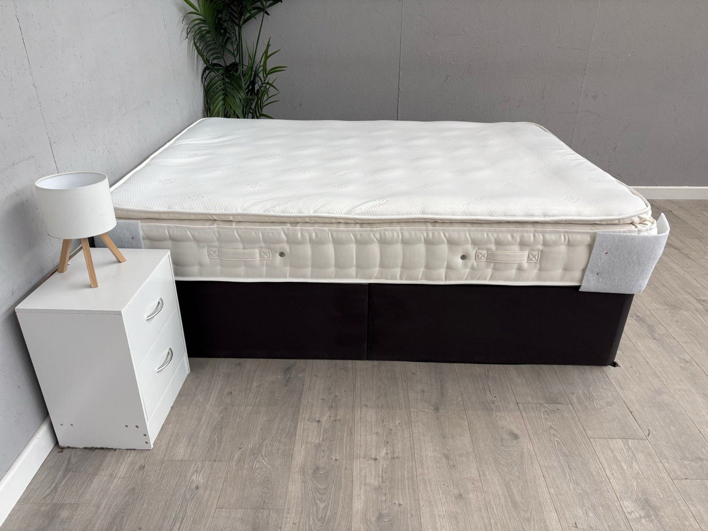 Laura Ashley EMSWORTH 2500 Pocket 5ft Kingsize Mattress - RRP £799