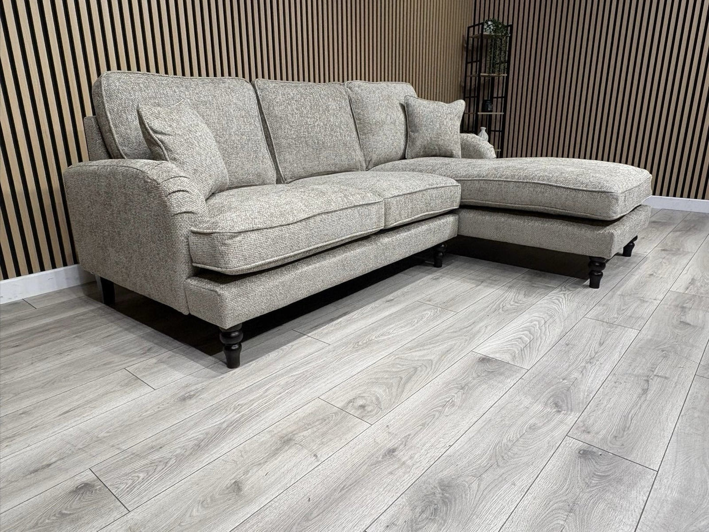 Laura Ashley LYNDEN Style Fabric 3 Seater RHF Chaise Corner Sofa - RRP £2625