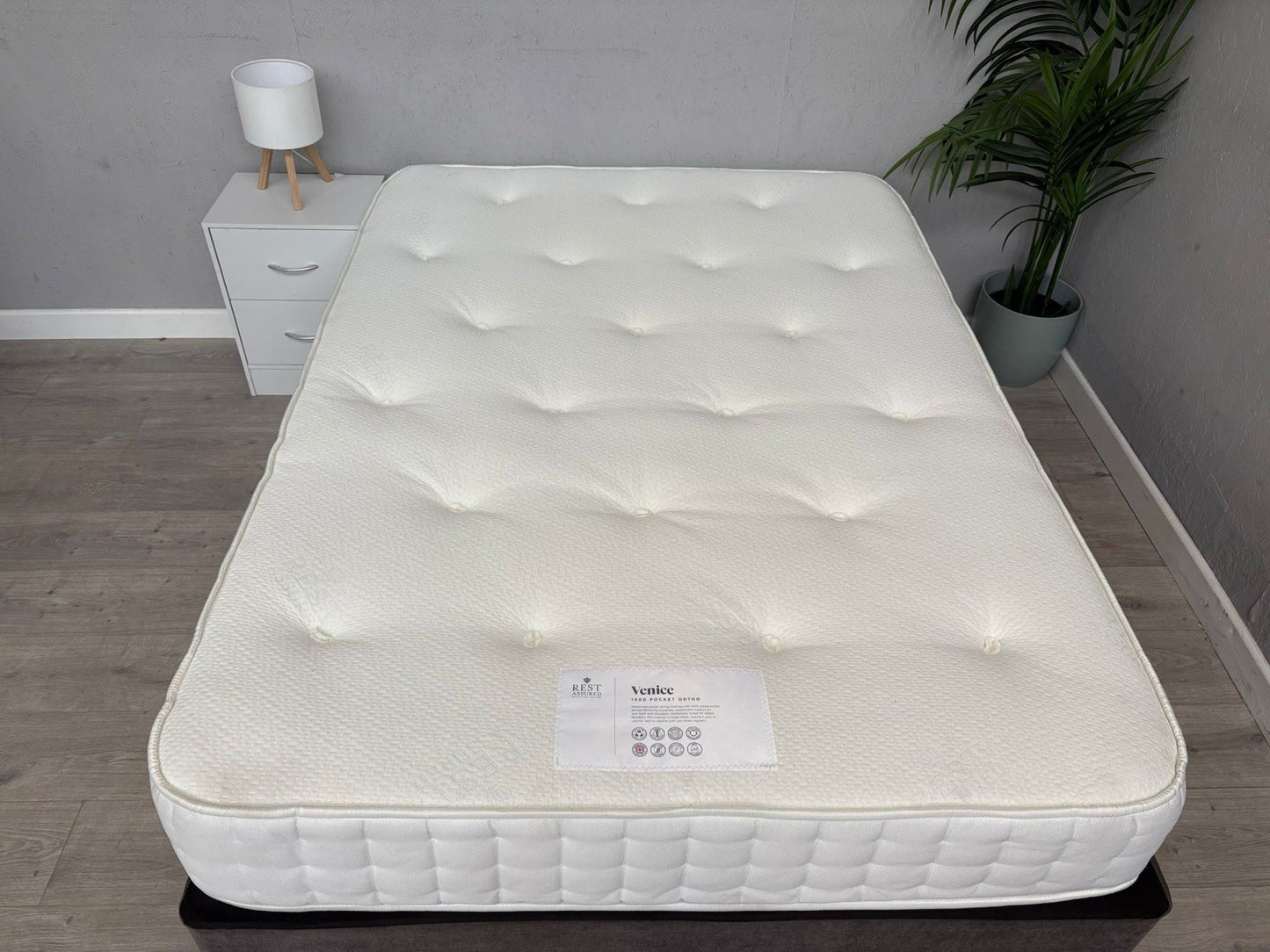 Rest Assured Venice 1400 Pocket Ortho Firm 4ft 6 Double Mattress - RRP £509