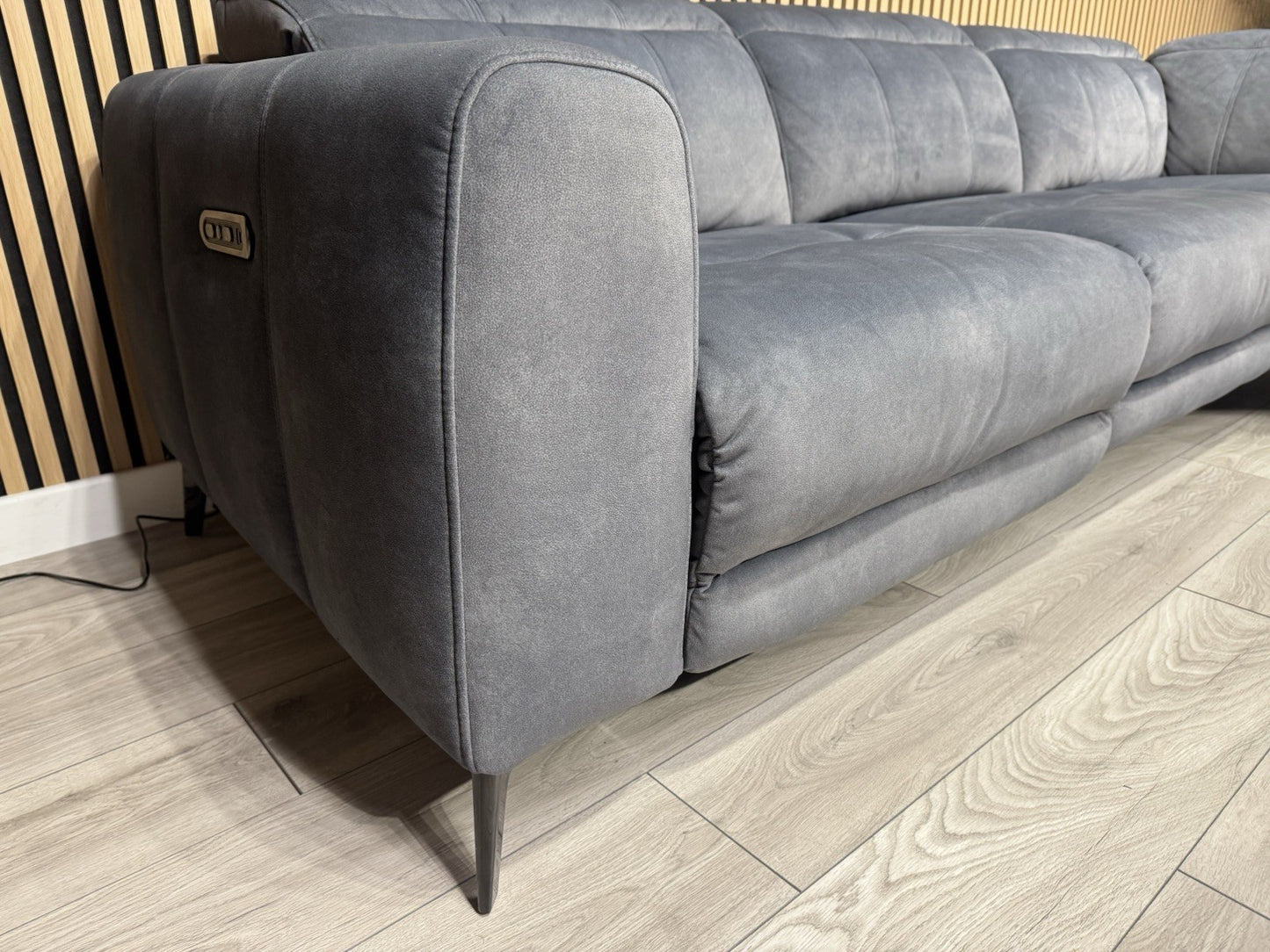 Furniture Village EZRA Fabric RHF Double Power Recliner Corner Sofa - RRP £3,295