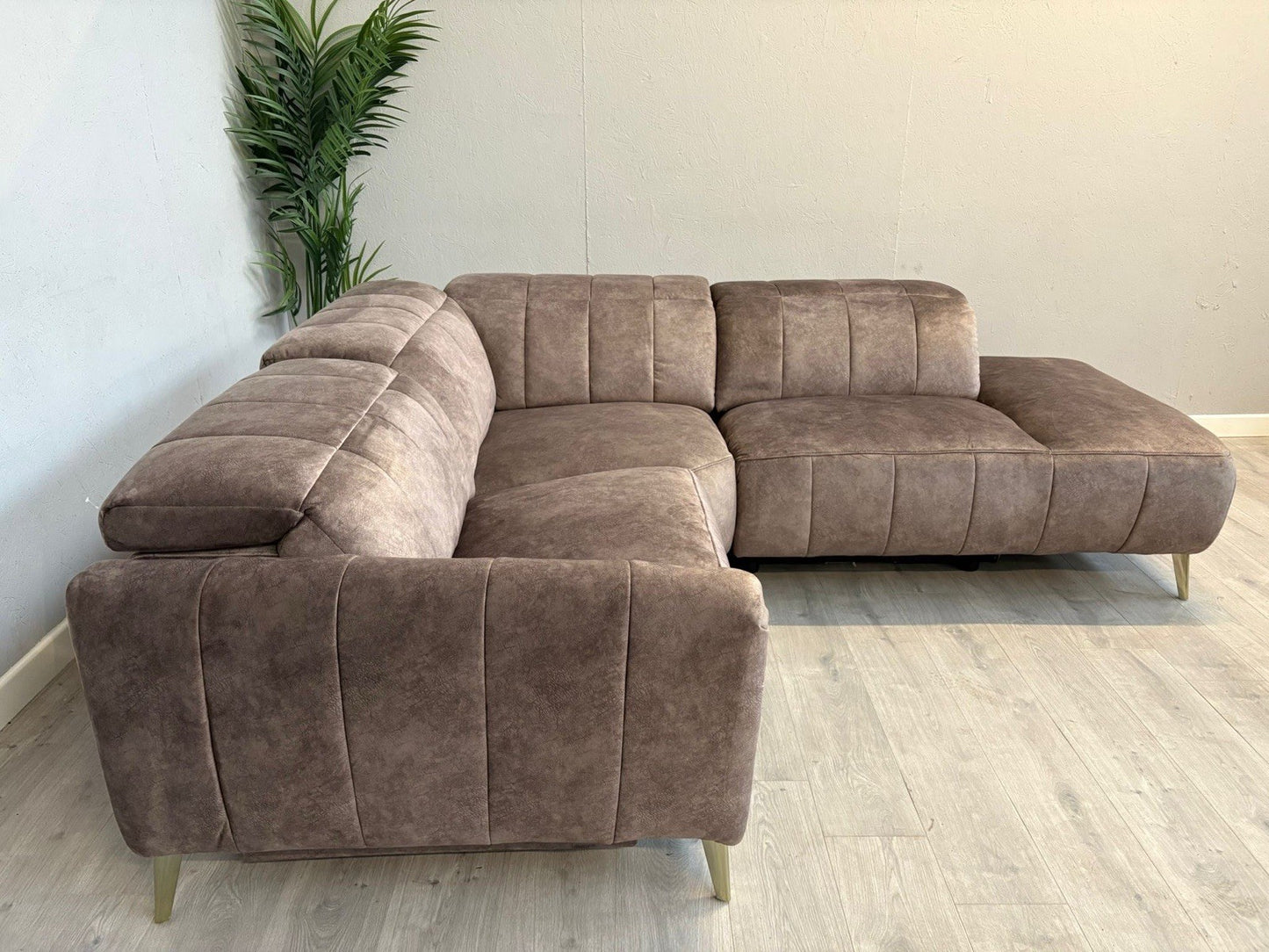 DFS Lidia Left Hand Facing Open Chaise Power Recliner Corner Sofa - RRP £1899