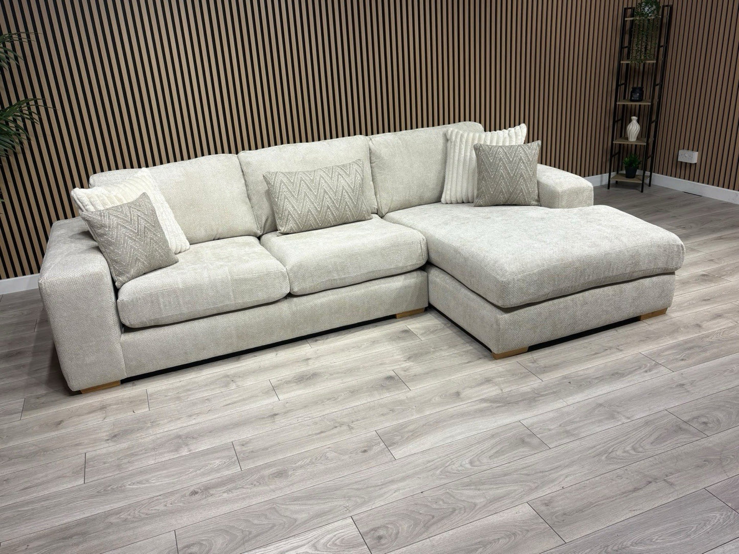 DFS Sample Pandora RHF Large 3 Seater Chaise Sofa - RRP: £3295