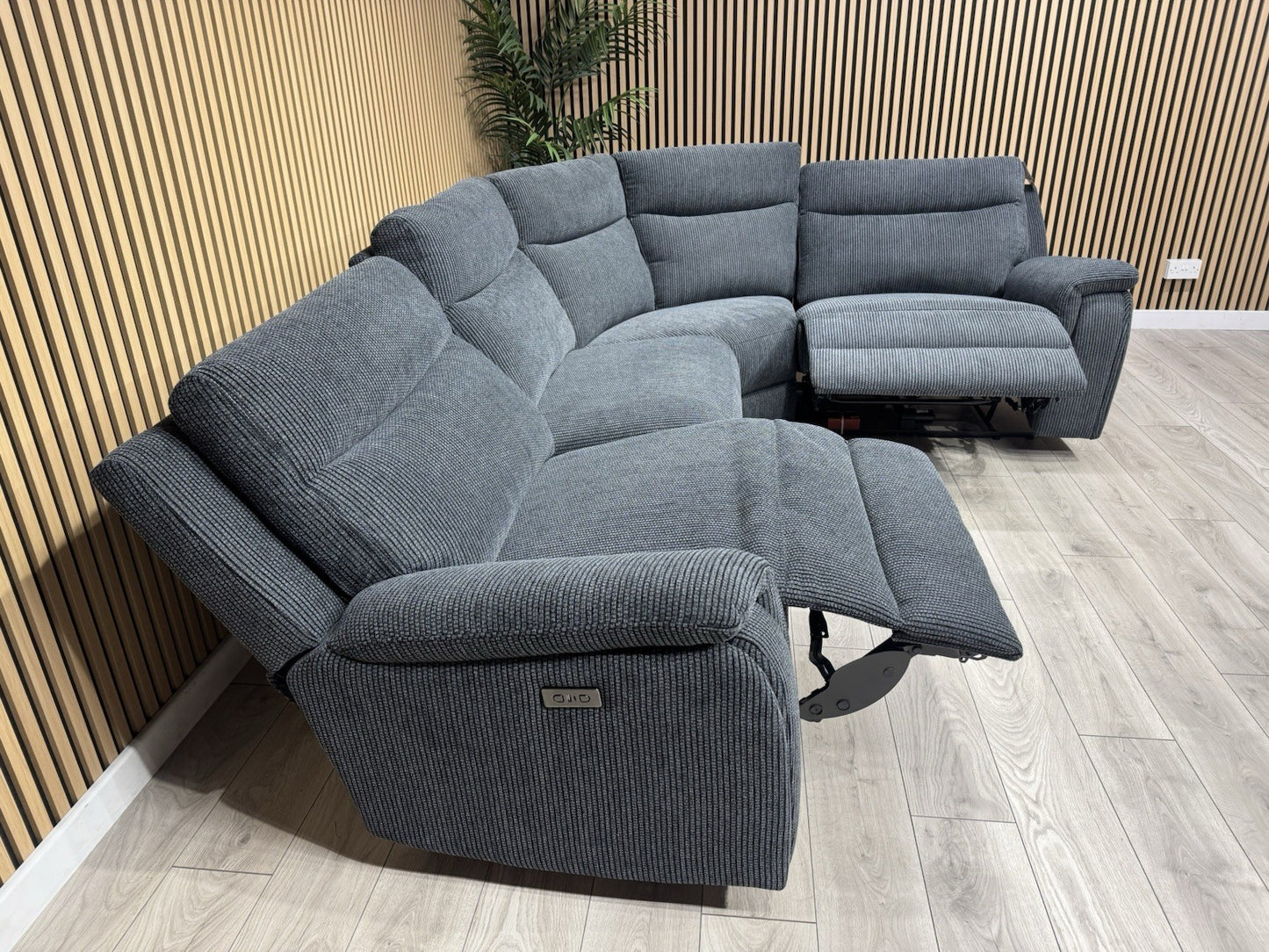 ScS - MAVERICK Fabric Modular Corner Sofa, Power Recliners - RRP £2,799