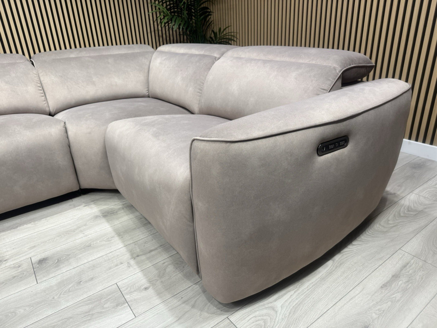 Furniture Village INCA Style Fabric Corner Sofa, Power Recliners - RRP £3195