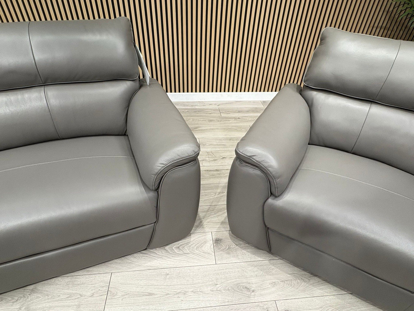MISSOURI Style Leather 3 Seater + 2 Seater Sofa Set - RRP £3,190