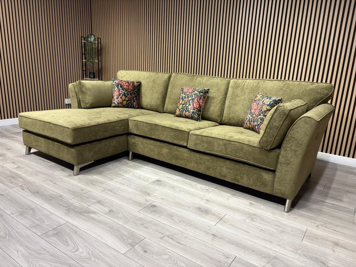 Furniture Village SASHA Fabric Large LHF Chaise Corner Sofa - RRP £3,295