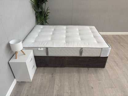 Sealy Ortho Plus Bronze Extra Firm 4ft 6 Double Mattress - RRP £539