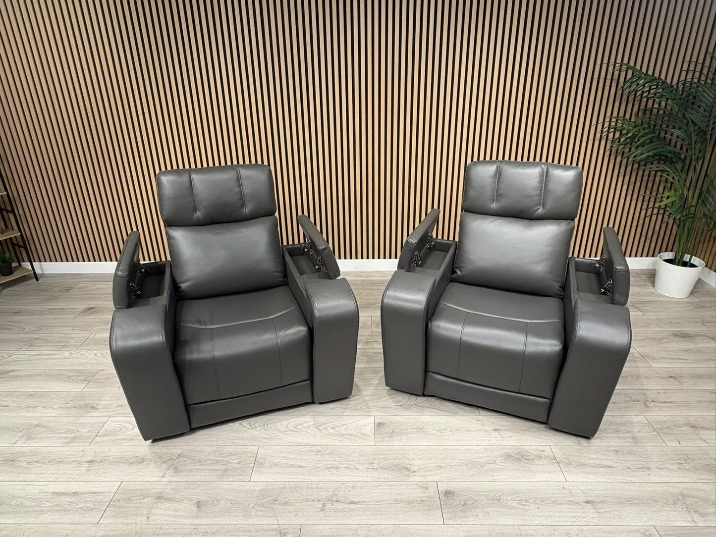 SCS Adstock x2 Leather Power Recliner Chairs with Power Head Tilt RRP £2258