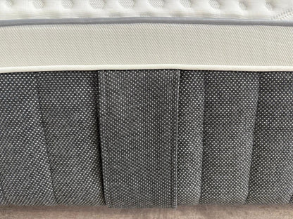 EMMA - Helix Hybrid Deluxe 4FT 6 Double Mattress - RRP £1,499