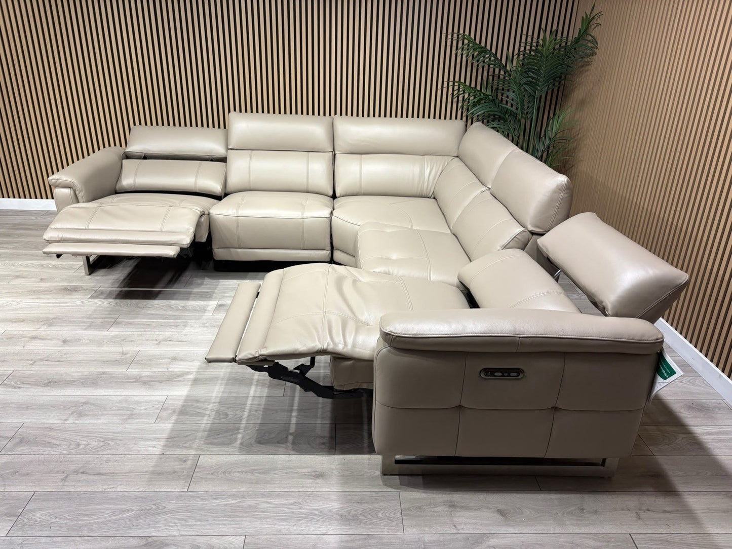 Furniture Village MOET Large Leather Power Recliner Corner Sofa - RRP £4,495