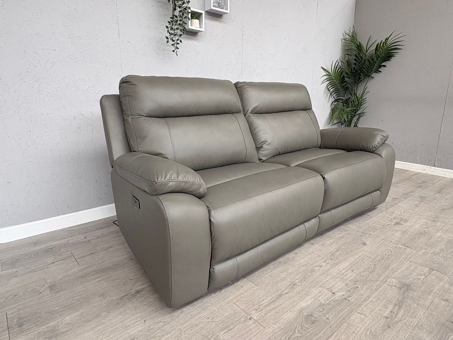 DFS Model Leather 3 Seater Power Recliner Sofa - RRP £1599