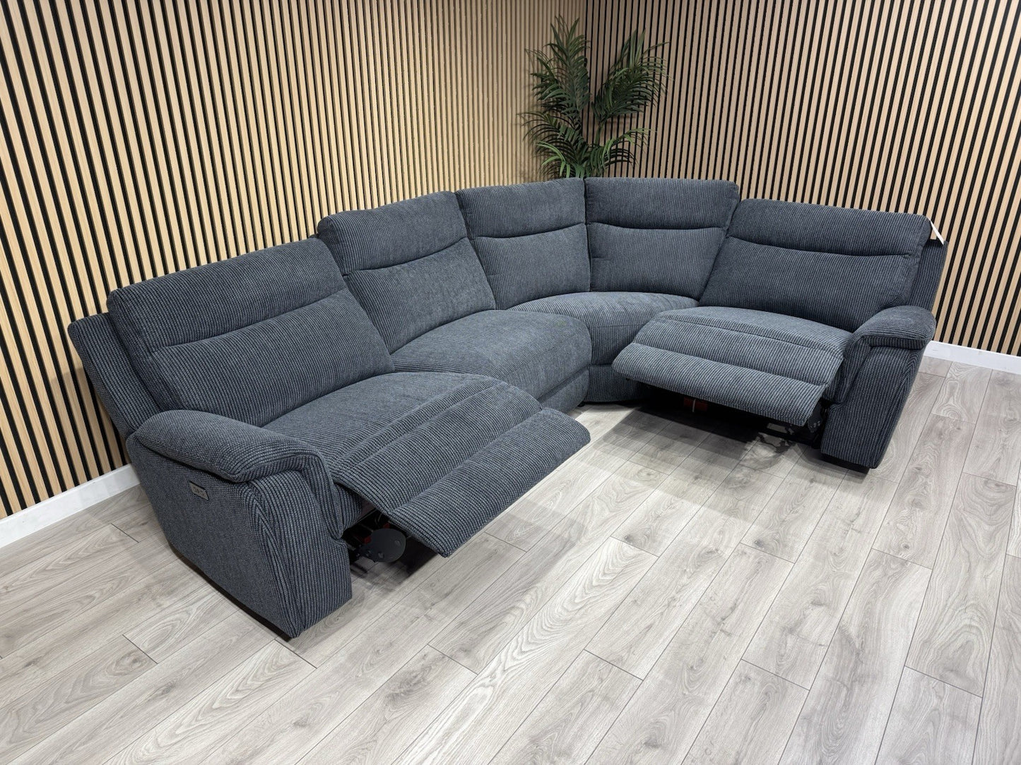 ScS - MAVERICK Fabric Modular Corner Sofa, Power Recliners - RRP £2,799