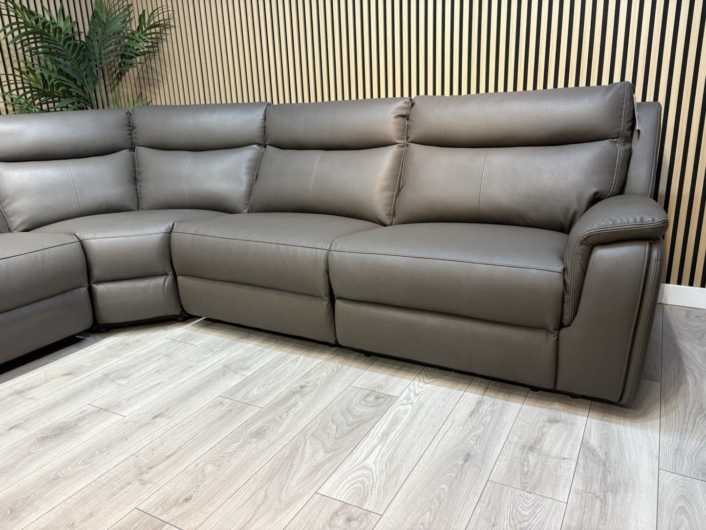 ScS - MAVERICK Fabric XL Modular 3 Corner 2 Sofa, Power Recliners - RRP £3,999