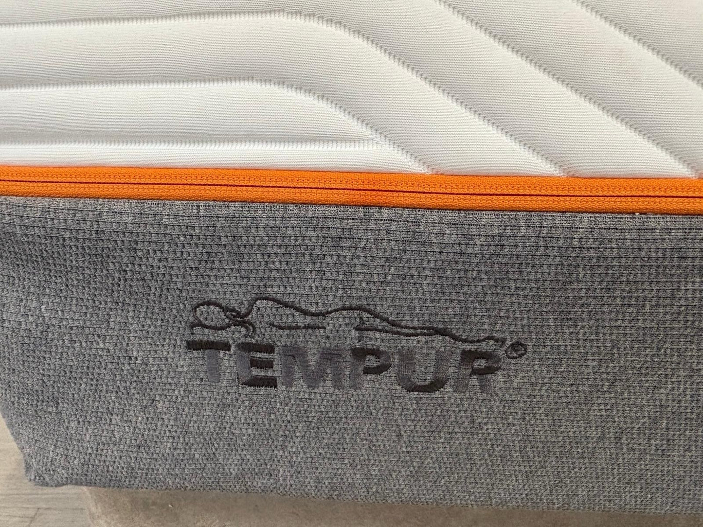Tempur ORIGINAL ELITE Memory 6ft Superking Mattress, Medium - RRP £2,399