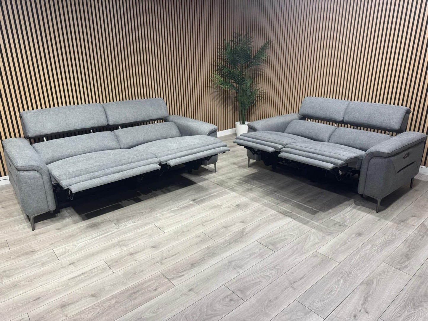 DFS Sample - SAN MATEO Style Fabric 3 + 2 Seater Power Sofa Set - RRP £3,098