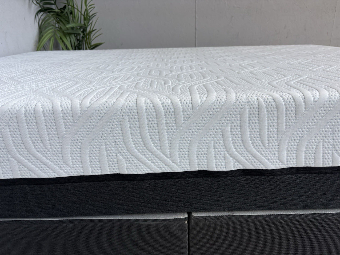 Tempur PRO AIR PLUS Smart Cool 5ft Kingsize Mattress, Soft - RRP £2,299