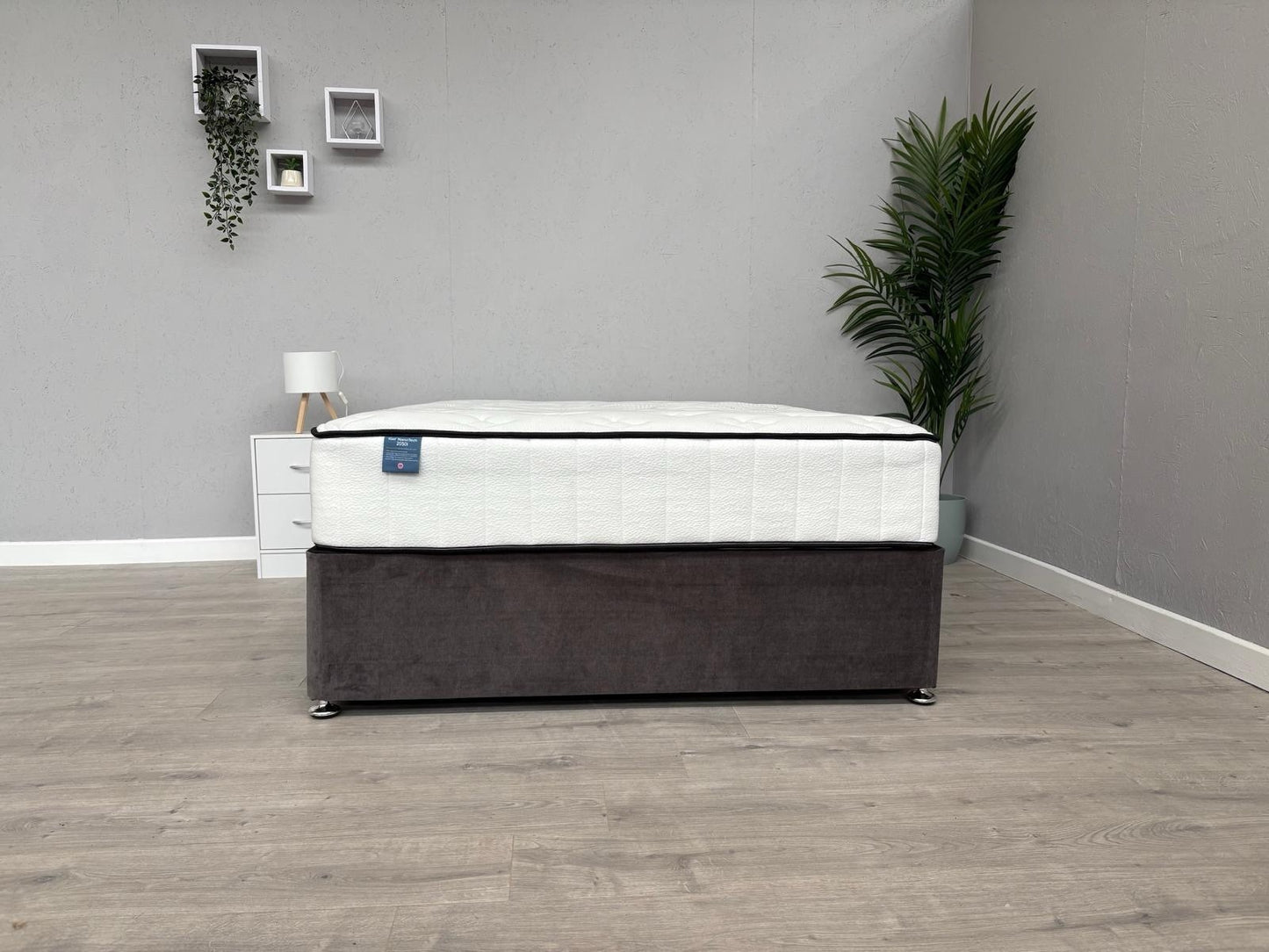 IGEL Nanotech 2050i 4ft 6 Double Mattress, Firm - RRP £1,099
