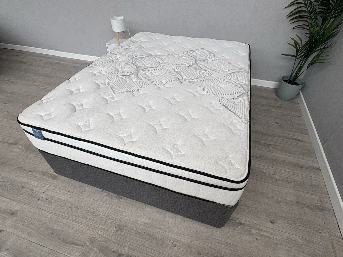 IGEL Nanotech 3000i 5ft Kingsize Mattress, Medium - RRP £1,499