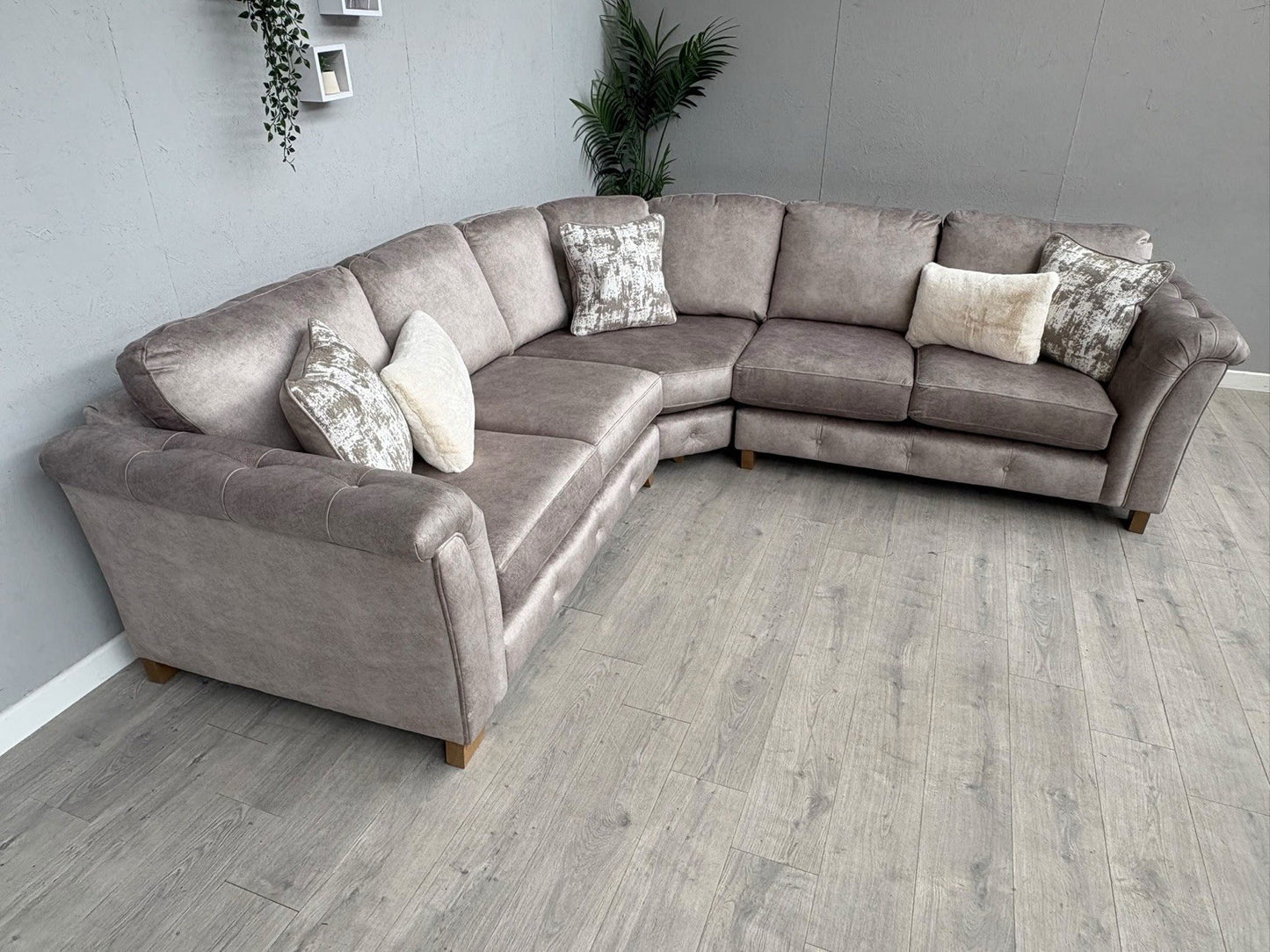 Furniture Village - Aura Large Classic Back Corner Sofa RRP - £3795
