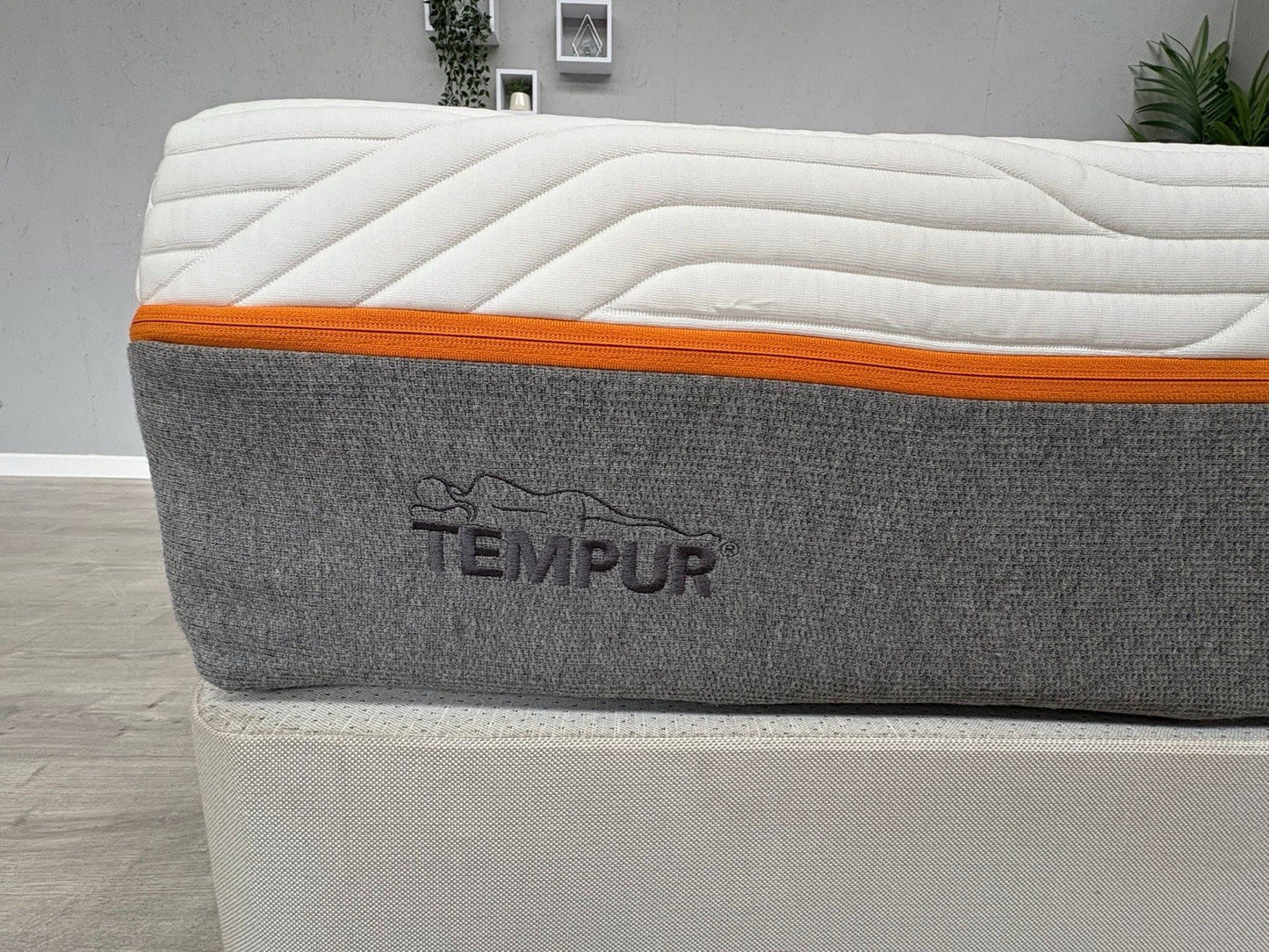 Tempur ORIGINAL ELITE Memory 6ft Superking Mattress, Medium - RRP £2,399