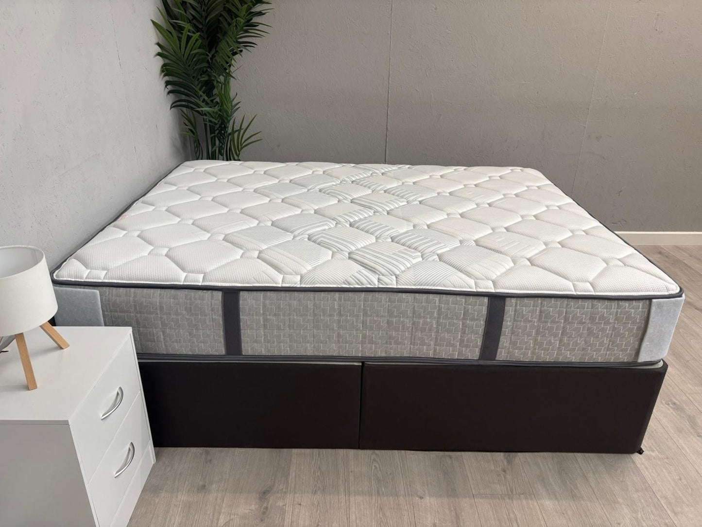 Sealy Elevate NEWTON 5FT Kingsize Mattress, Firm - RRP £1,499