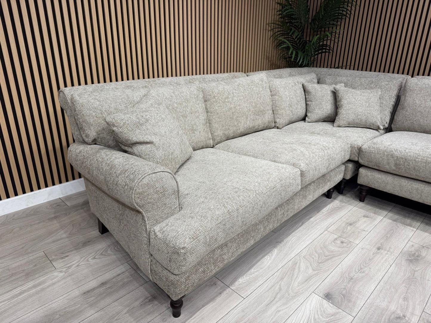 Laura Ashley LYNDEN Style Fabric Large 2 Corner 2 Sofa - RRP £2,900