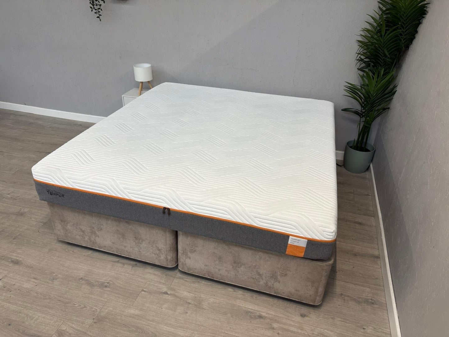 Tempur ORIGINAL ELITE Memory 6ft Superking Mattress, Medium - RRP £2,399