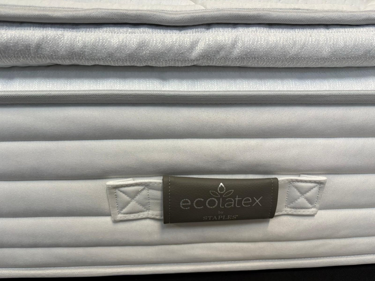 Staples and Co. Eco Latex Refresh Pocket 300 Mattress, 5ft Kingsize - RRP £1,499