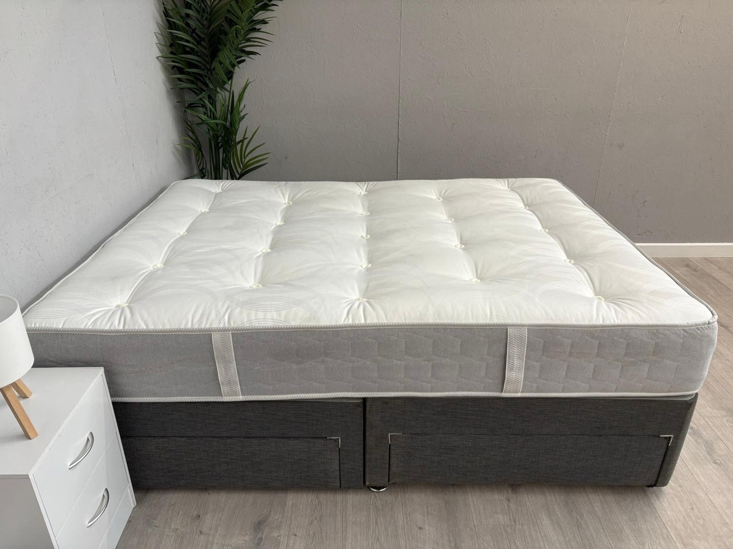 Sealy BRISBANE Extra Firm 5ft Kingsize Mattress - RRP £1,399