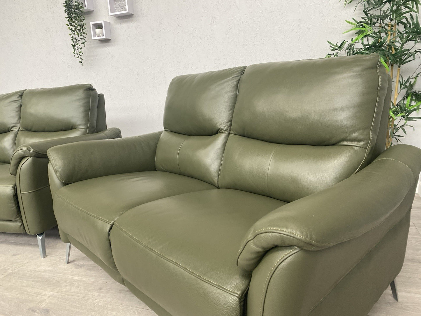 Furniture Village DAYTONA Leather 2 x  2 Seater Sofa Set, Oslo Pine - RRP £2,990