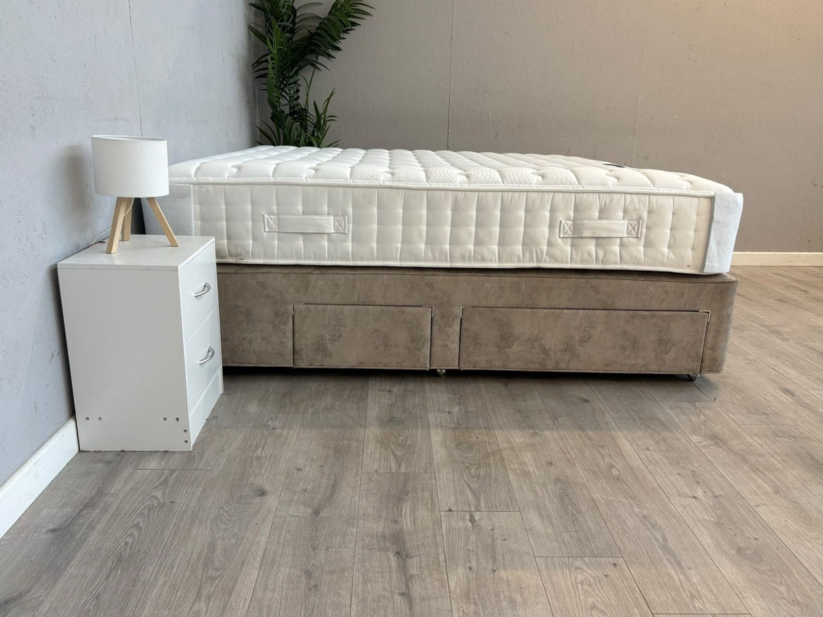Silentnight Pocket Luxury 2800 6ft Superking Mattress - RRP £1,299