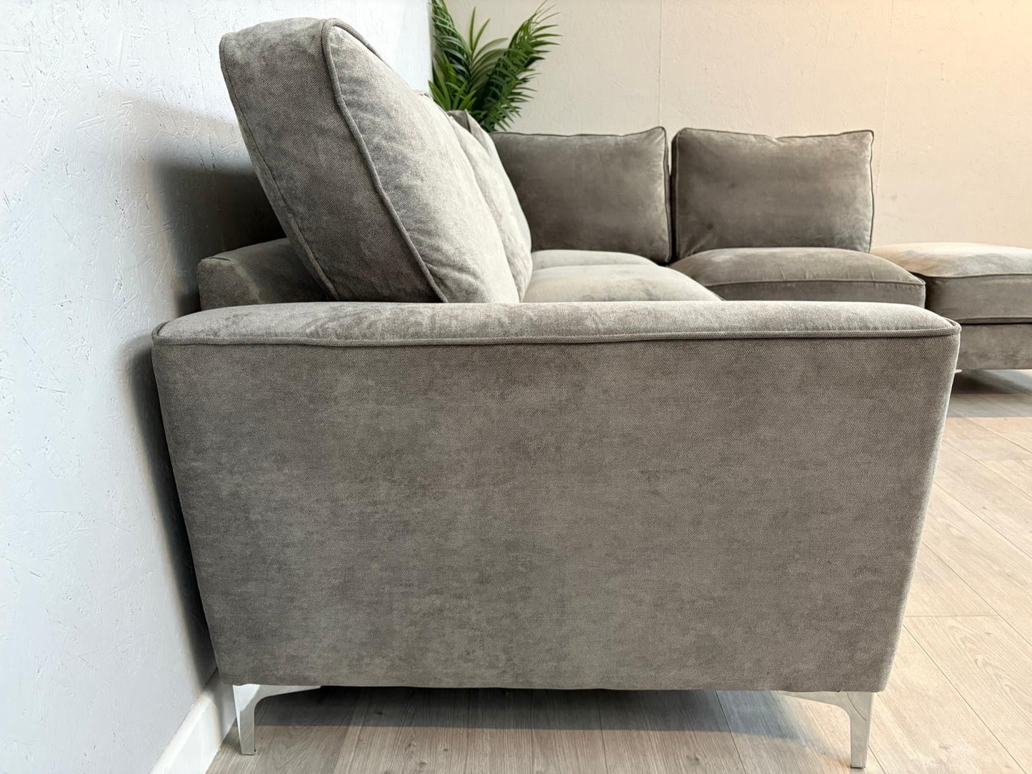 Furniture Village LEGEND RHF Classic Back Fabric Chaise Corner Sofa - RRP £1895