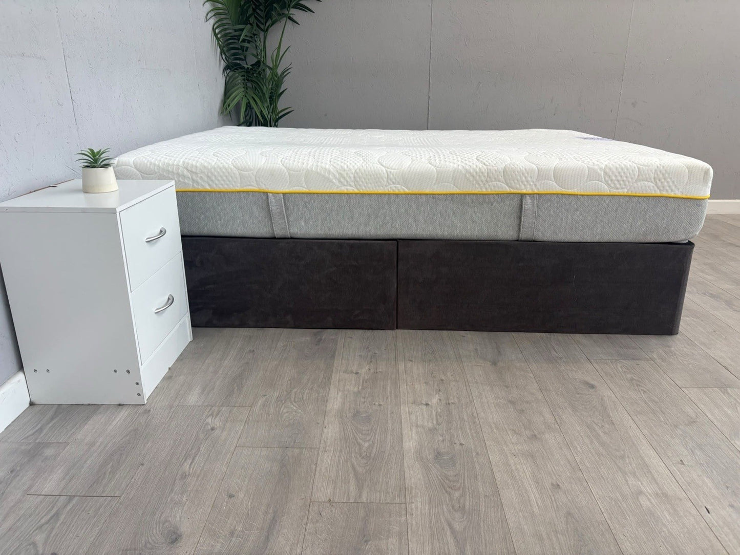 EVE Hybrid Duo 4ft 6 Double Mattress, Medium - RRP £599