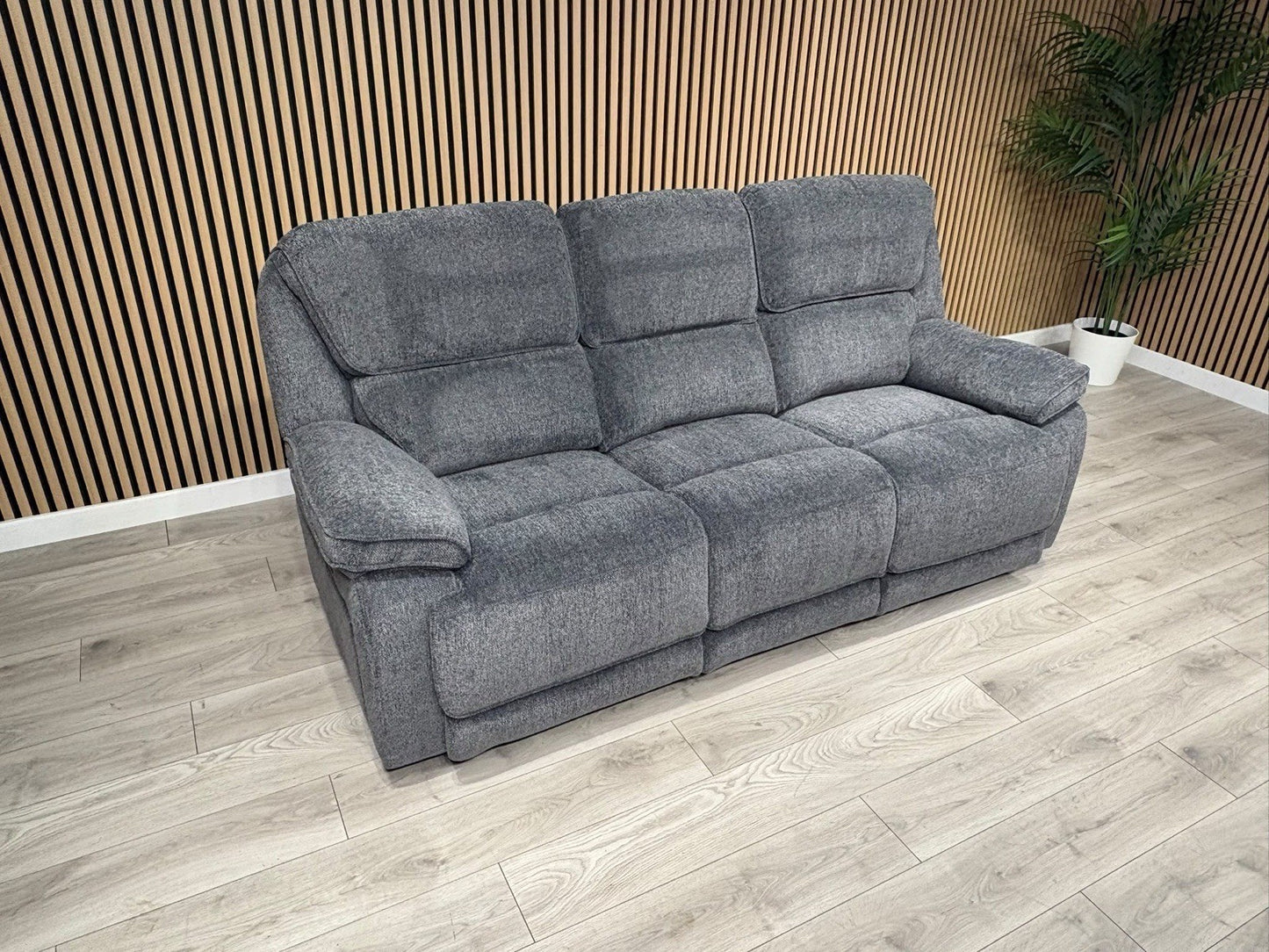 ORLANDO Fabric 3 Seater Power Recliner Sofa - RRP £1799