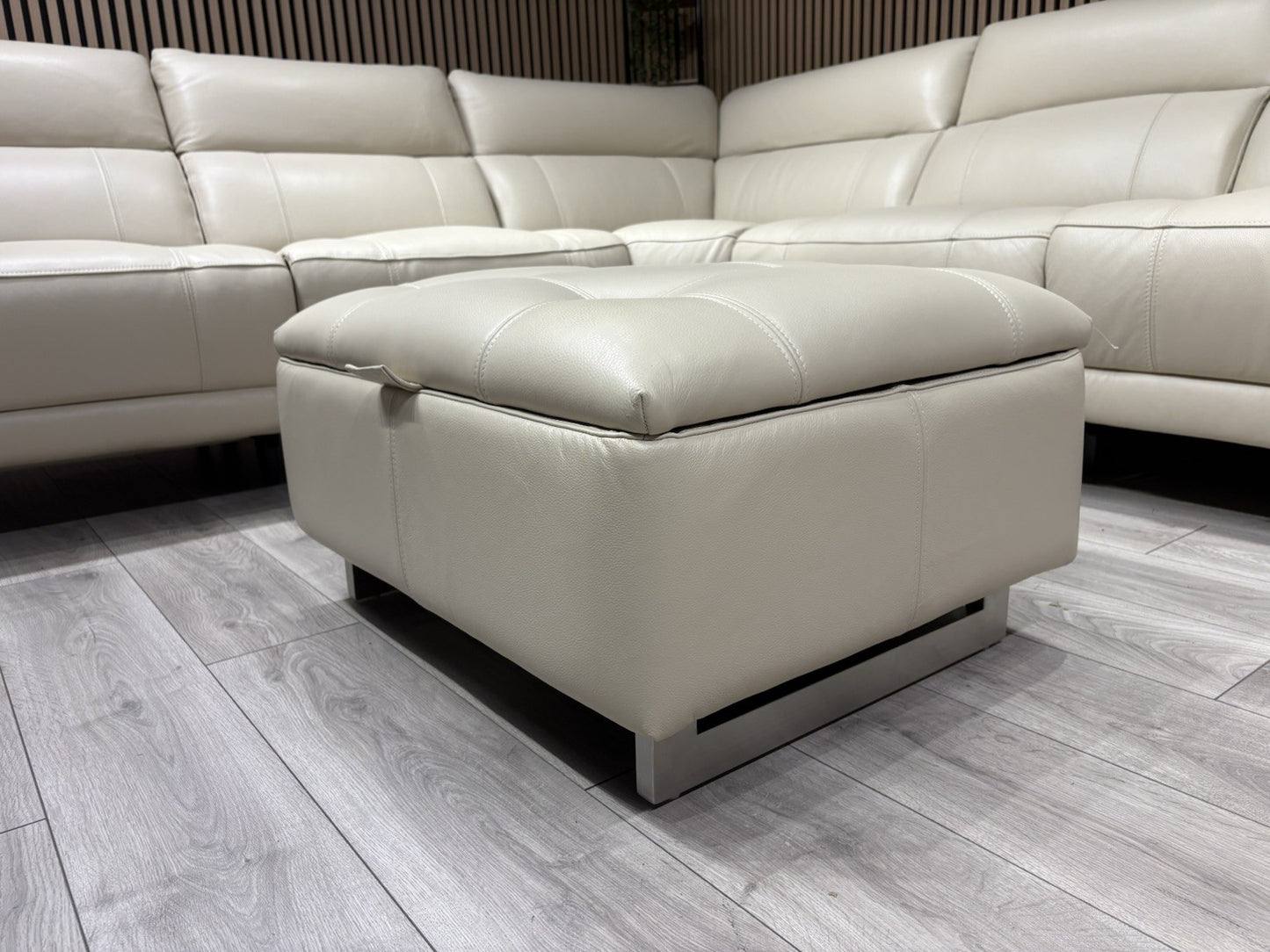 Furniture Village MOET Leather 2 Corner 2 Power Recliner Sofa + Stool RRP £5,390