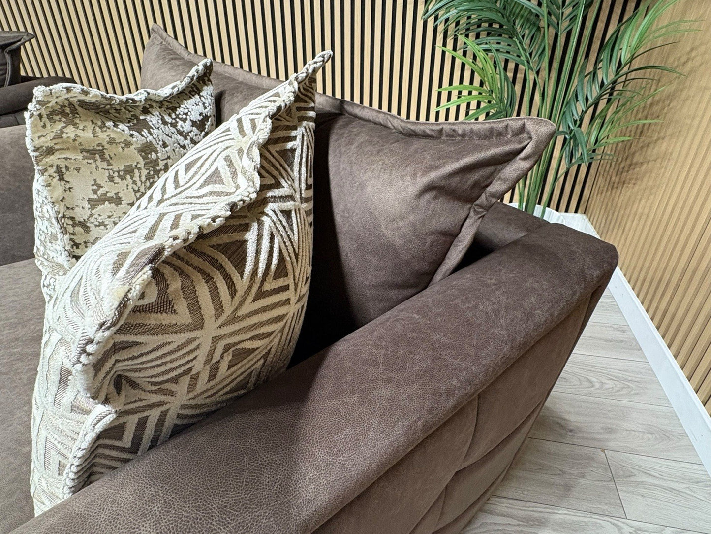 Ashley Manor SAN MATTEO 4 Seater Sofa + Love Chair Set - RRP £5290