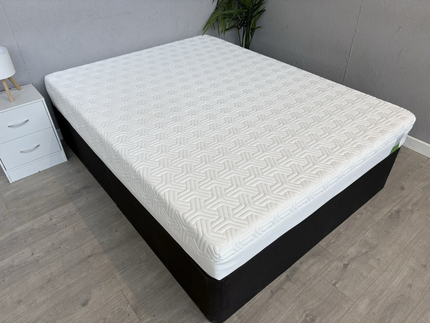 Tempur HYBRID SUPREME 5ft Kingsize Mattress, Medium / Firm - RRP £1,999