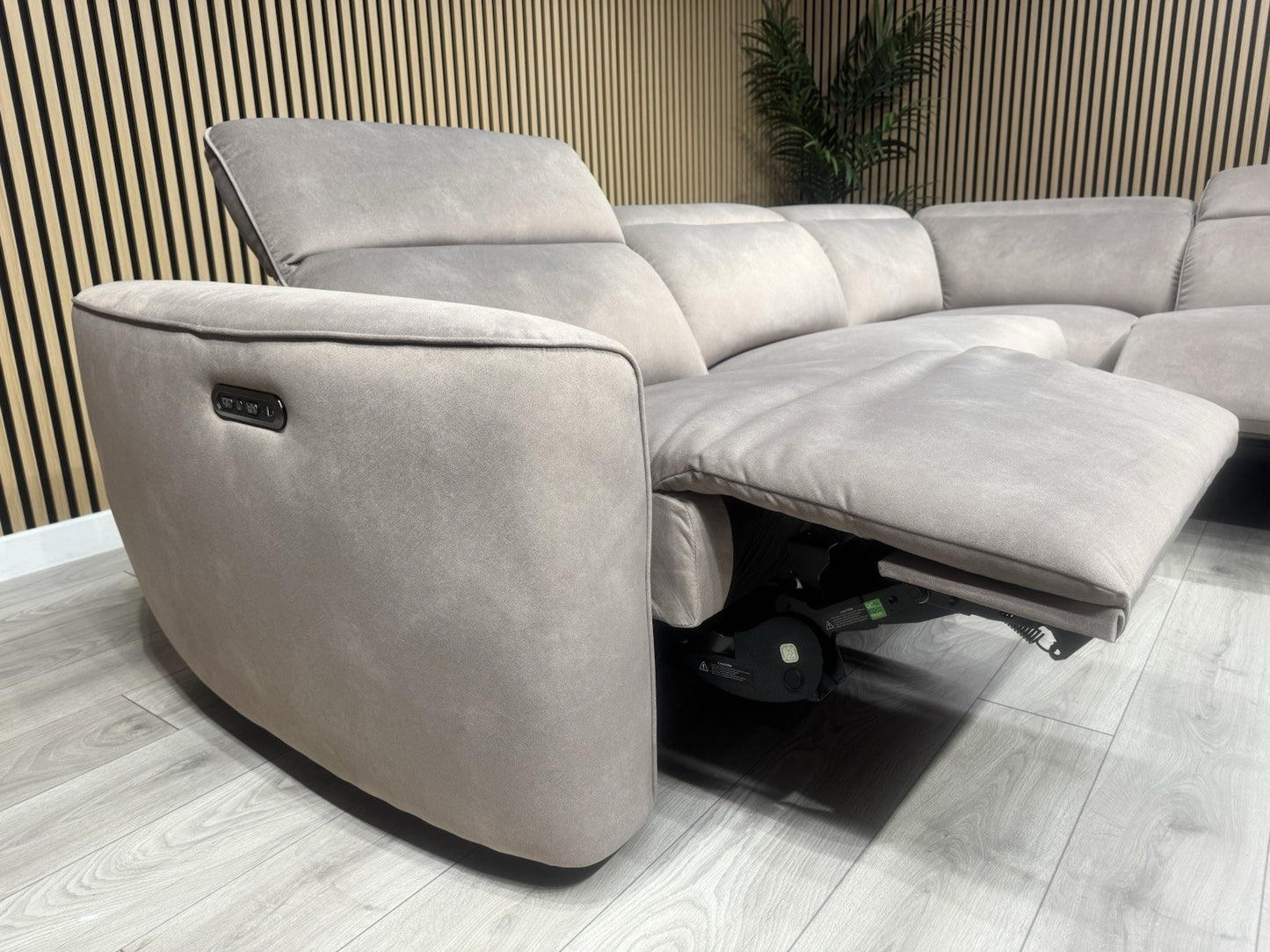 Furniture Village INCA Style Fabric Corner Sofa, Power Recliners - RRP £3195