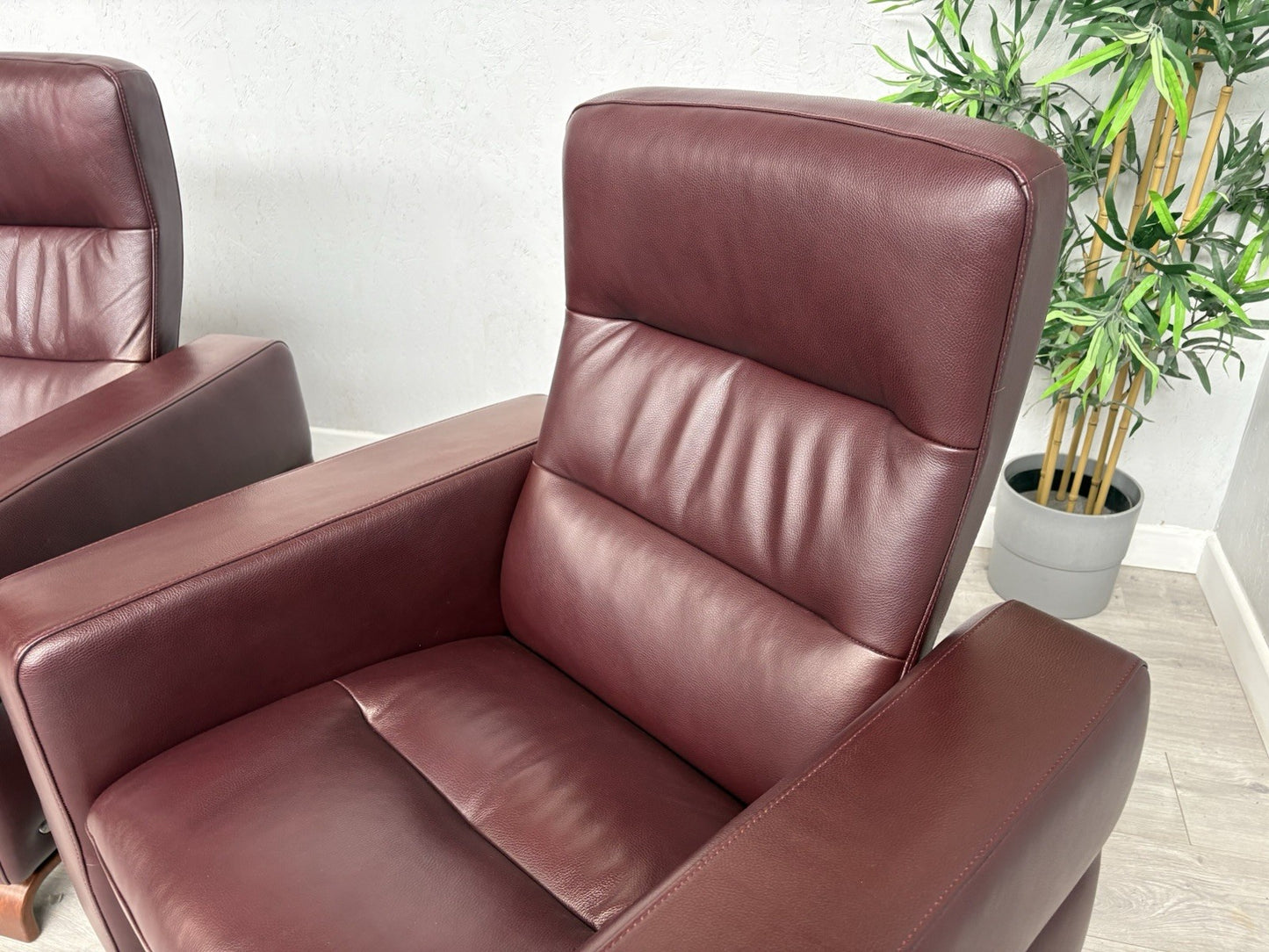Stressless WAVE Leather High Back 2 Seater Sofa + Armchair  - RRP £4,998