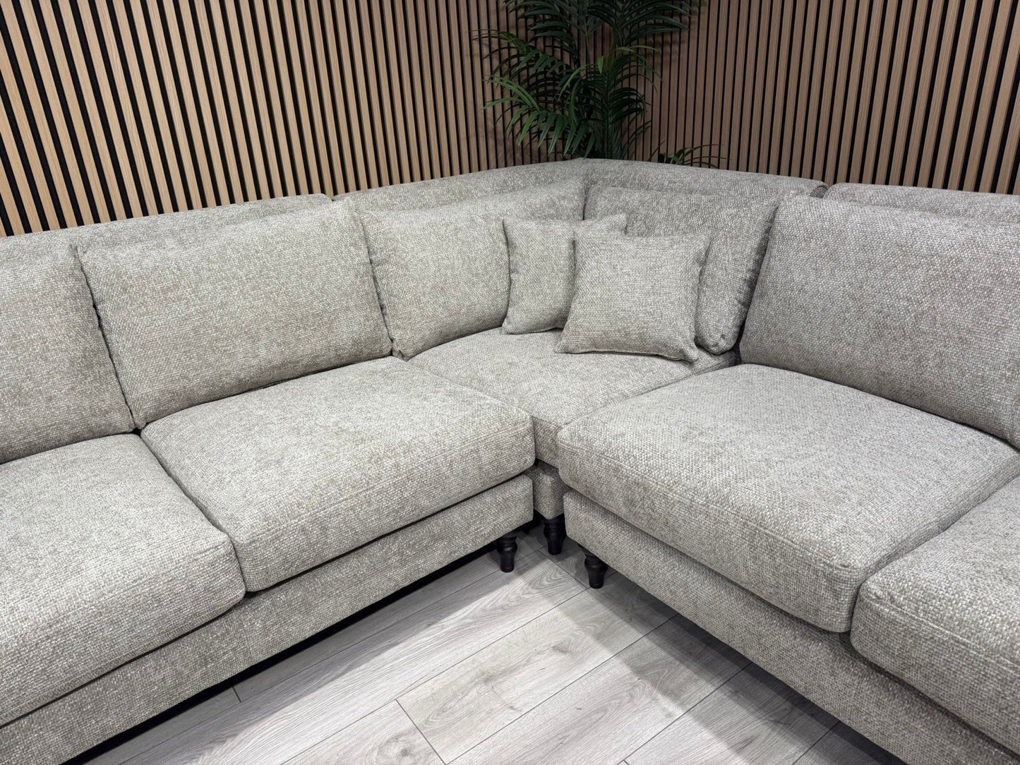 Laura Ashley LYNDEN Style Fabric Large 2 Corner 2 Sofa - RRP £2,900