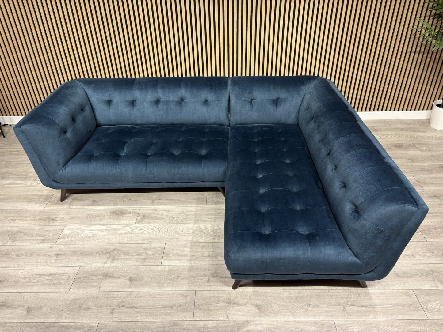 Furniture Village RENE Fabric RHF Chaise Open End Corner Sofa - RRP £1,695