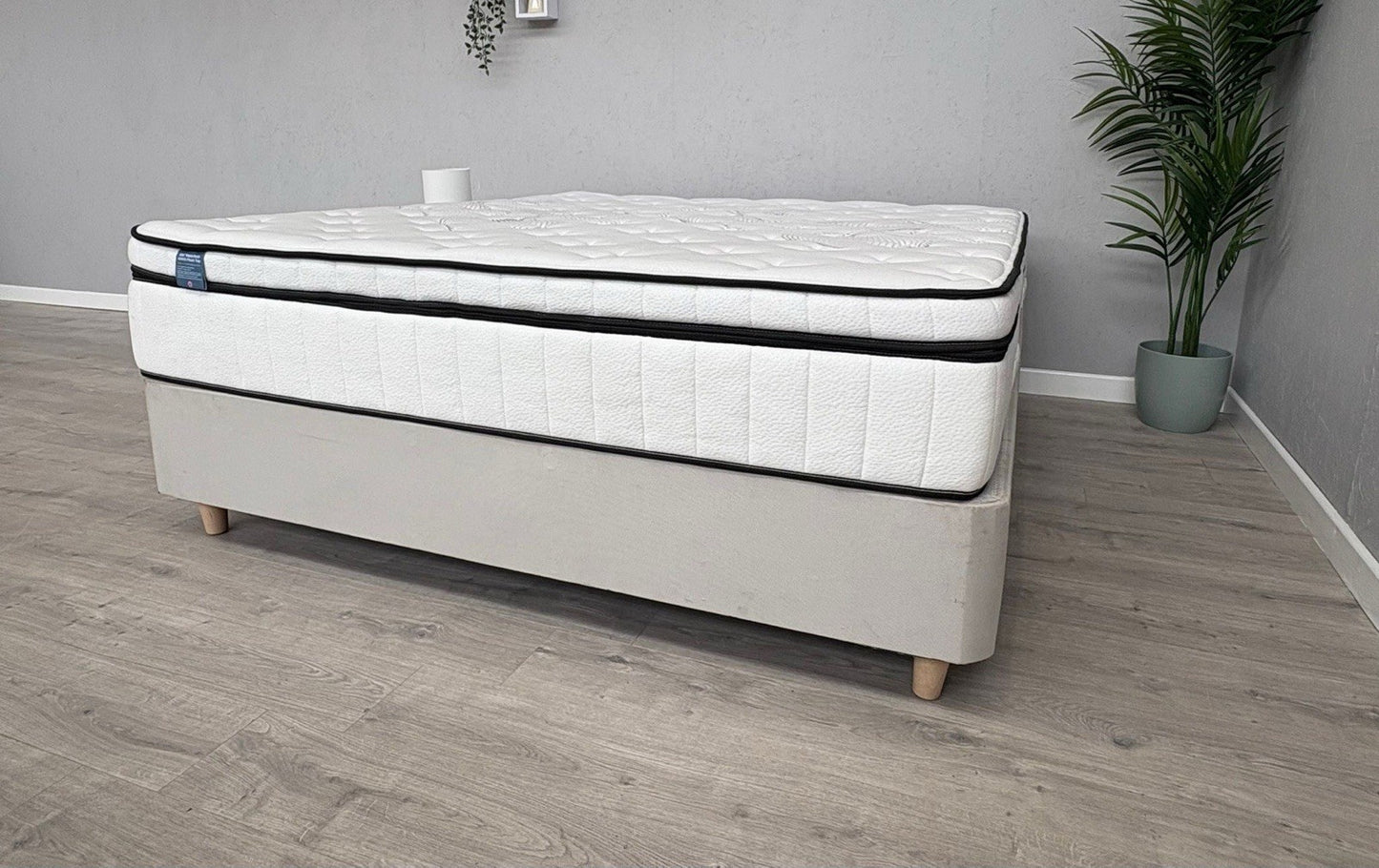 IGEL Nanotech 4000i 6ft Superking Plushtop Mattress, Firm - RRP £2,299