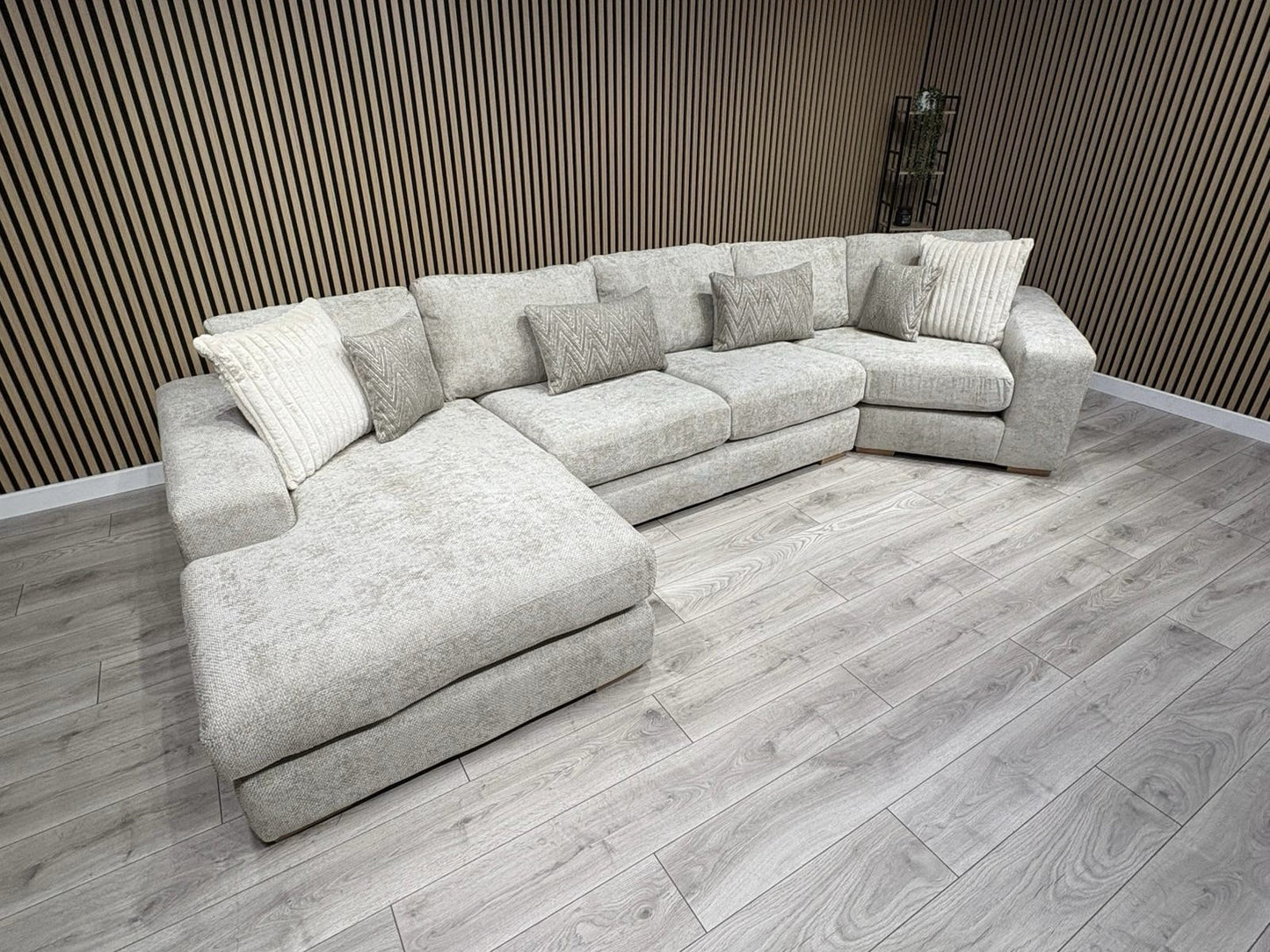 DFS Sample - Pandora LHF Large Chaise Corner Sofa - RRP: £3495